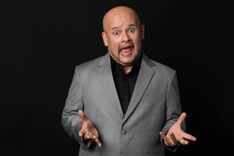 Pelawak dan pelakon Malaysia, Harith Iskander. 