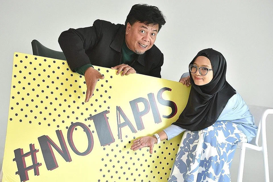 #NOTAPIS: Siri podcast ini mengetengahkan hos Suhaimi Yusof dan koresponden Berita Harian Shahida Sarhid. - Foto Berita Harian