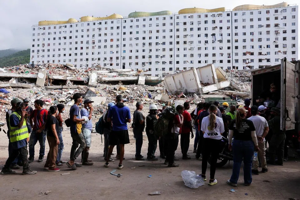 gempa, Venezuela, Caracas, La Guaira  