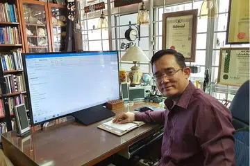 DR ABDULLAH OTHMAN: Pengarah Bahagian Pengurusan Andalus.