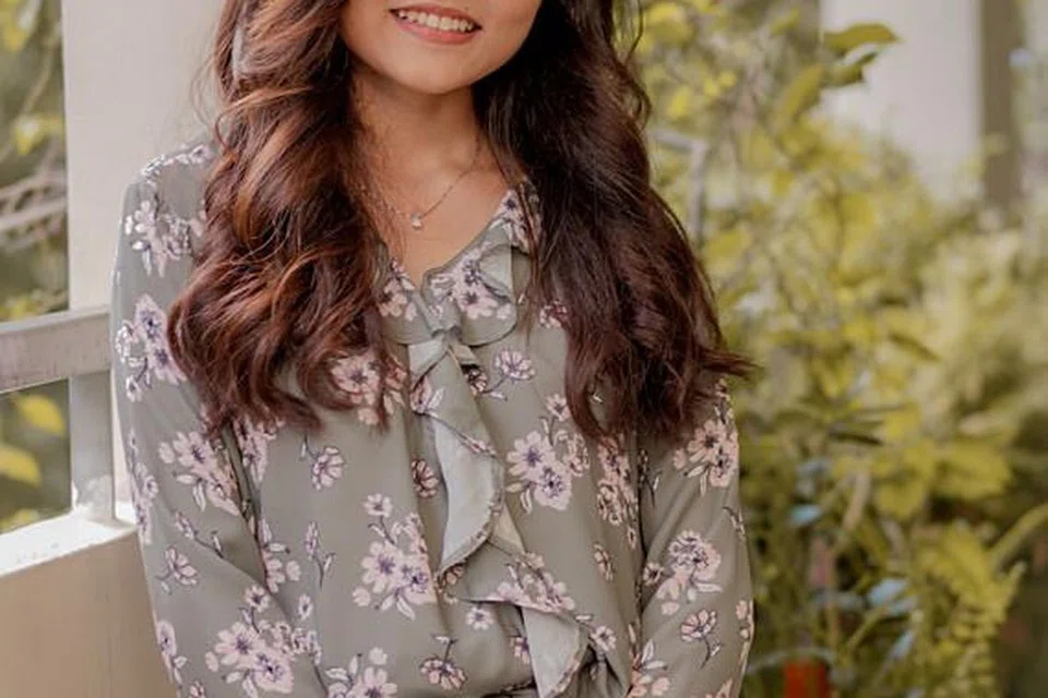 SOKONG CADANGAN: Cik Putri Nur Ariani Abdul Aziz berpendapat cadangan seperti membolehkan pelajar politeknik menjalani lebih banyak latihan bekerja ketika belajar akan memanfaatkan lebih ramai pelajar. - Foto BH oleh NUR DIYANA TAHA