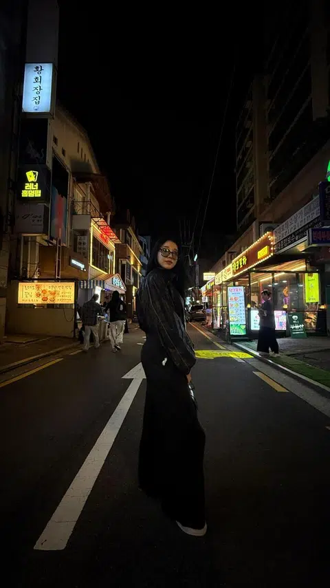 Cik Sofia Kim Marisa Mazlan terbang ke Seoul dua hingga tiga kali setahun untuk menjalani rawatan estetik.