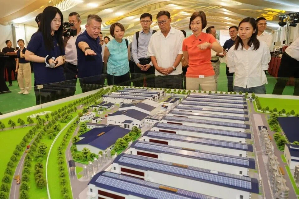 Menteri Kemampanan dan Sekitaran, Grace Fu, model ladang DoMo