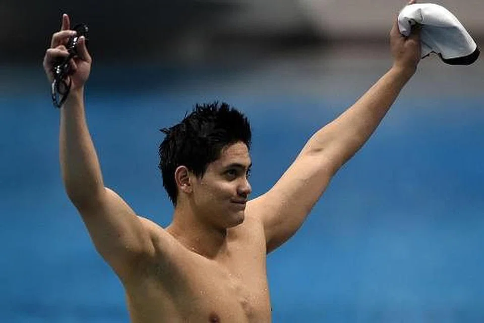 RAJA DI KOLAM RENANG: Jaguh renang negara, Joseph Schooling, membuktikan beliau berada di tahap lebih tinggi sepanjang beraksi di temasya Sukan SEA ini. - Foto AFP