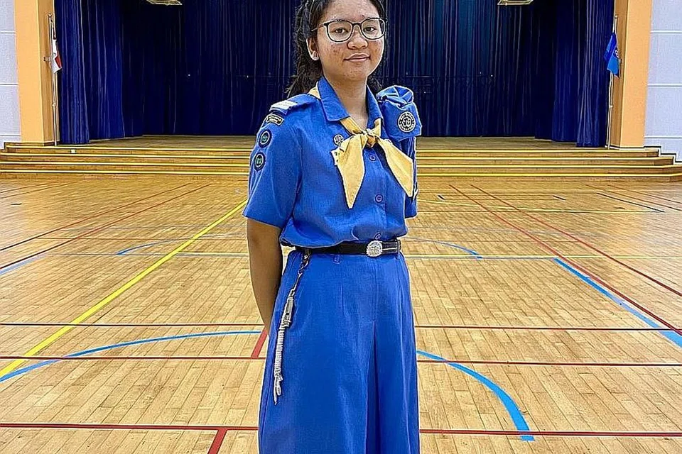 INGIN TERUS BEBAKTI: Nuraqilah Anifah Ashari dari Sekolah Menengah Serangoon Garden ingin terus berbakti kepada masyarakat dan keluarga bagi menunaikan keinginan arwah ibunya yang mahukan beliau menjadi seorang jururawat pada masa depan nanti. - Foto: SEKOLAH MENENGAH SERANGOON GARDEN