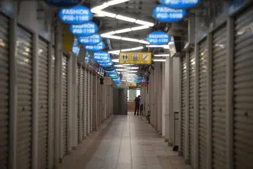 CABARAN DIHADAPI PENIAGA/SYARIKAT: Gangguan ke atas rantaian bekalan global dan tempatan adalah salah satu sebab kenaikan kos. 