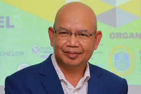 Penganalisis politik dan hubungan antarabangsa dari Universiti Utara Malaysia (UUM), Profesor Dr Ahmad Marthada Mohamed.