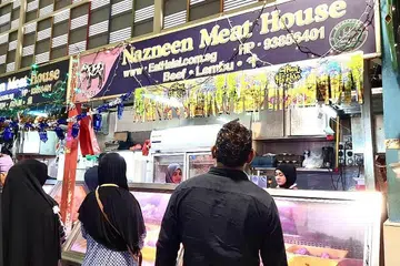 PELBAGAI SUMBER BEKALAN: Pemilik Nazneen Meat House, Encik Khaja Maideen, antara lain berkata bekalan daging yang dijualnya datang daripada pelbagai pembekal berbeza. - Foto NAZNEEN MEAT HOUSE