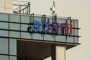 Adani Group ialah konglomerat terbesar India, dengan perniagaan di seluruh dunia merangkumi pelabuhan, lapangan terbang, perkilangan dan tenaga.