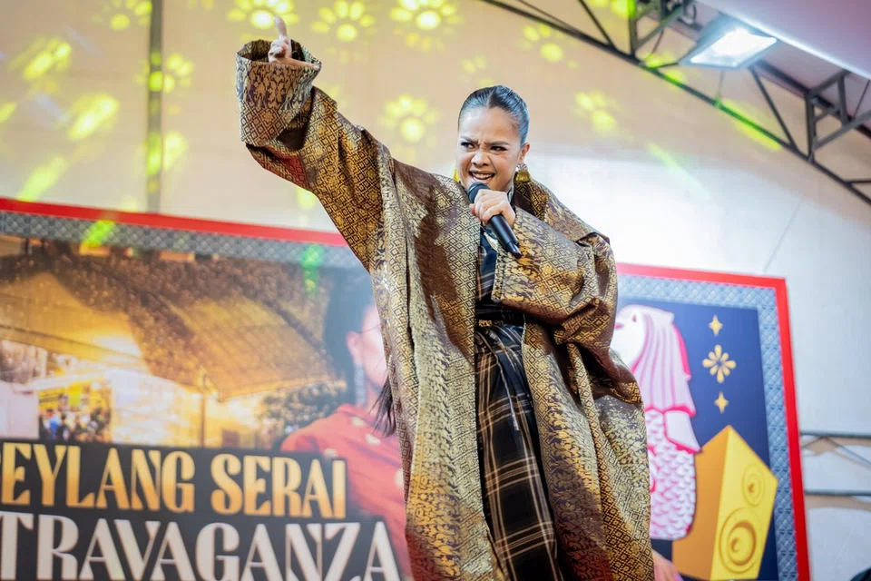Mimifly, Bayan, Puteri Gunung Ledang The Musical, angkat, temberang, perkasa