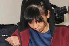 DIKENAKAN TUDUHAN: Sam Ke Ting dihadapkan ke Mahkamah Majistret Trafik di Johor Bahru semalam atas tuduhan menyebabkan kematian lapan remaja berbasikal pada 18 Februari lalu di Jalan Lingkaran Dalam. - Foto NSTP
