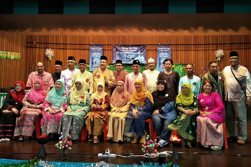 ERAT SILATURAHIM: Penduduk Kampung Kuchai, seperti yang diamanahkan bapa Encik Mohamed Nassir Ismail, kerap mengadakan Perjumpaan Hari Raya Anak-anak Kampung Kuchai. Foto ini diambil pada 2017.