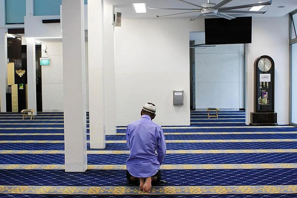 TEMPAT MENIMBA ILMU: Bilik darjah di Masjid Ar-Raudhah tempat kelas agama disediakan bagi jemaah. (Gambar diambil sebelum Covid-19). - Foto MASJID AR-RAUDHAH