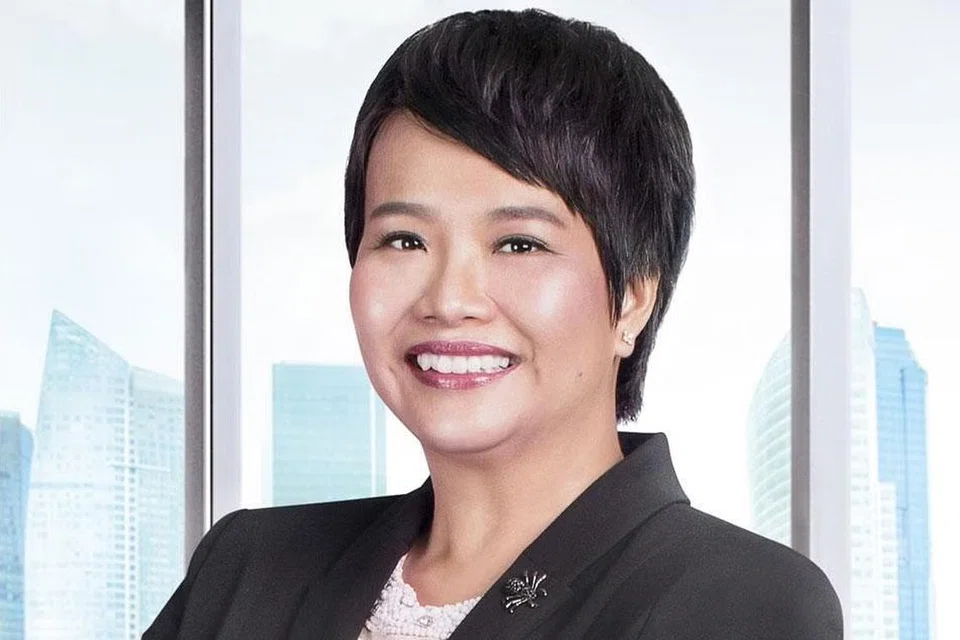 RAKYAT RASA KEPERITAN: Ketua Ekonomi selaku Ketua Penyelidikan dan Strategi Kewangan OCBC, Cik Selina Ling, berkata bagi rakyat biasa, banyak harga barangan masih lebih tinggi berbanding tempoh prapandemik walaupun kadar pertumbuhan harga telah menjadi sederhana.