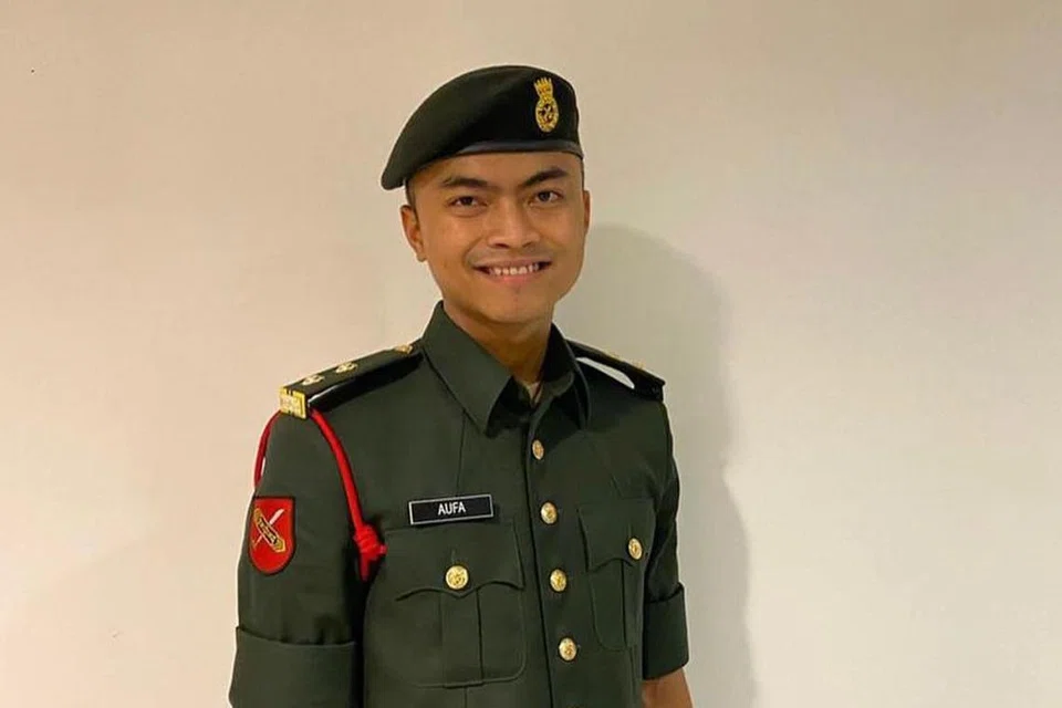 Leftenan Muhammad Aiman Aufa Asmadi Affendi, penulis surat layang yang cuba menyelamatkan rakannya, Allahyarham Zulfarhan Osman Zulkarnain, daripada menjadi mangsa kekejaman dan penderaan di Universiti Pertahanan Nasional Malaysia.