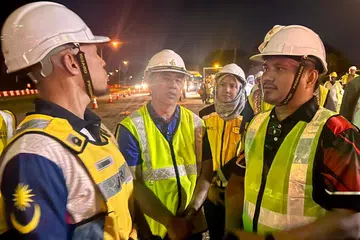 Johor, turap, jalan berlubang, Lebuhraya Pasir Gudang, Mohamad Fazli Mohamad Salleh