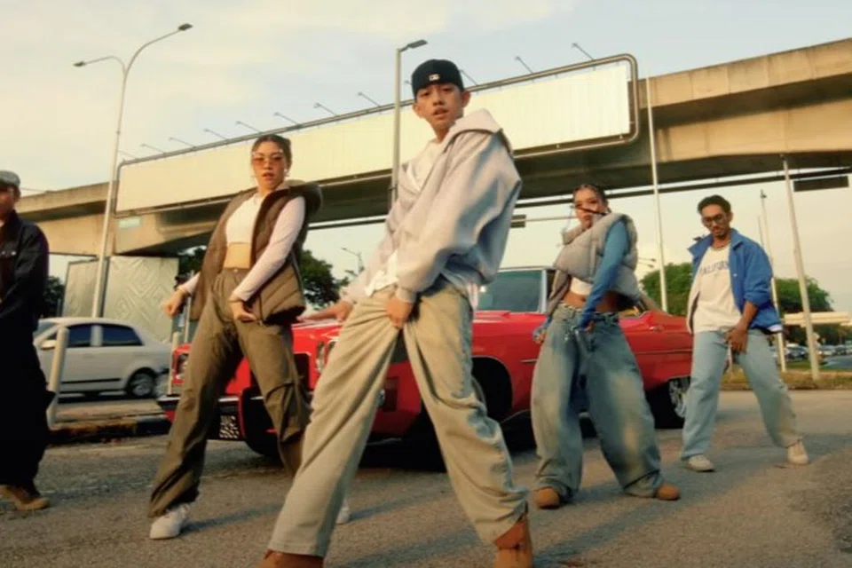 Ismail Izzani, penyanyi, muzik, tempoh berehat