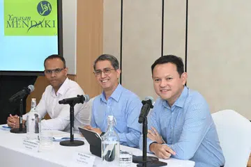 Encik Zaqy Mohamad, Faishal, Wisma Mendaki