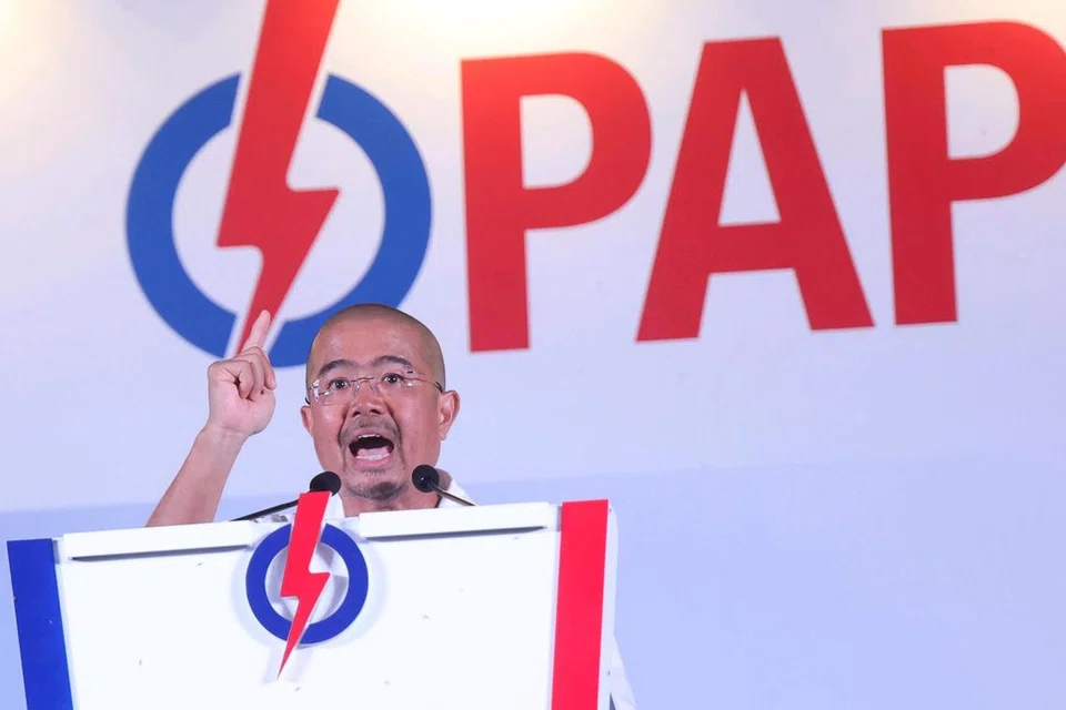 Encik Zainal Sapari berucap di rapat Punggol GRC pada 26 April. 