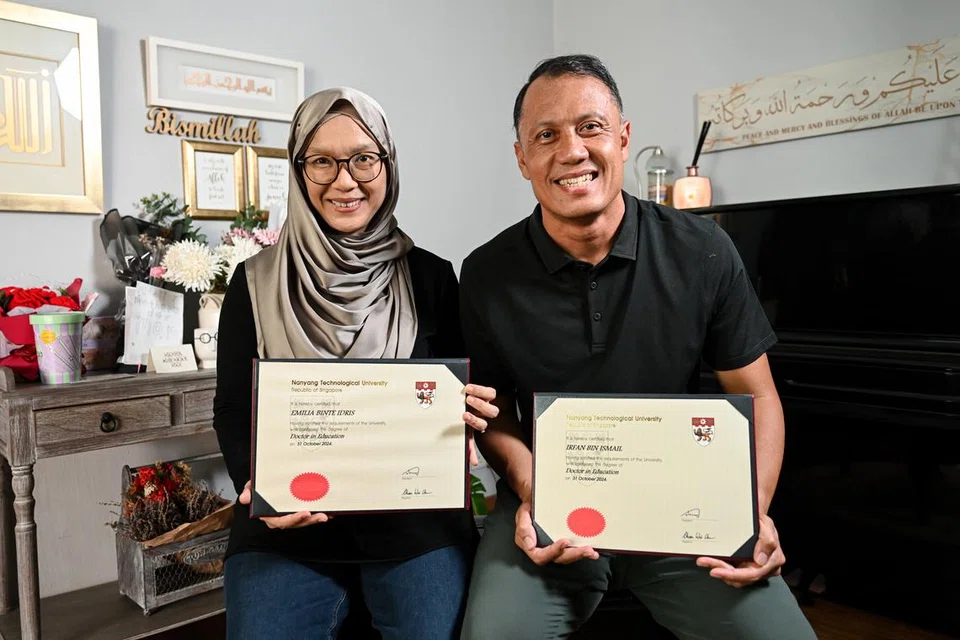 PhD, pendidikan, Melayu/Islam