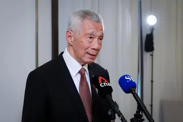 Menteri Kanan, Encik Lee Hsien Loong, semasa berucap dalam sesi temu bual akhir bersama media Singapura di Astana pada 27 Ogos, sempena berakhirnya lawatan rasminya ke Kazakhstan.