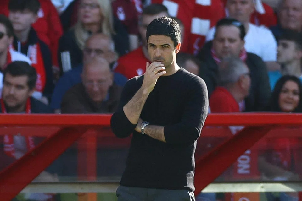 PERLU PERKUKUH SKUAD: Pengurus Arsenal, Mikel Arteta, memerlukan pemain baru bagi memperkukuh pasukan untuk bersaing dan memenangi Liga Perdana England.