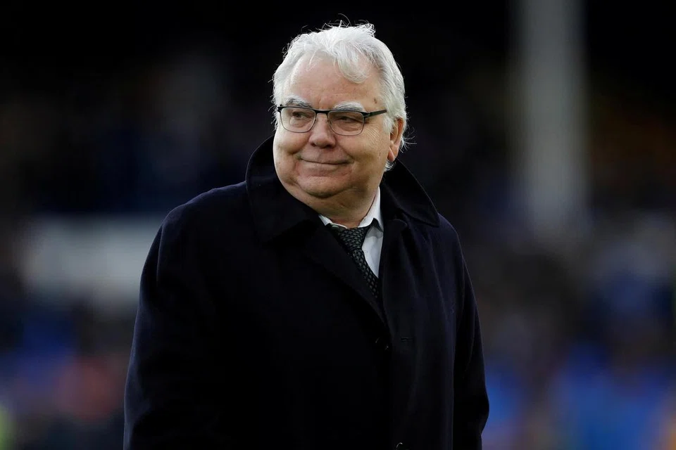 SENTIASA DIINGATI: Everton berkata ia sedang berkabung menyusuli kematian Bill Kenwright yang merupakan pengerusi paling lama kelab tersebut.