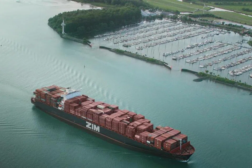 DILARANG MASUK: Syarikat perkapalan yang berpangkalan di Israel, Zim, dan syarikat perkapalan yang menggunakan bendera Israel, disekat daripada berlabuh di mana-mana pelabuhan di Malaysia.