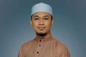 Ustaz Khalil Rosli mengajak Muslim mengimarahkan Masjid Darul Aman. 