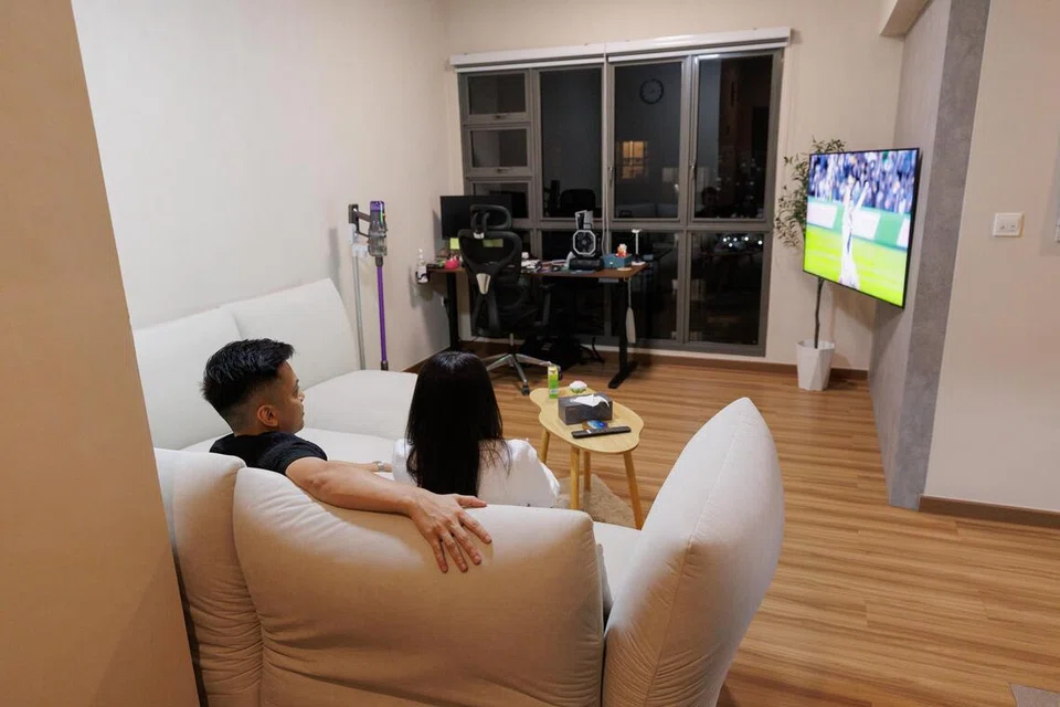 Walaupun dibesarkan dalam keluarga yang besar, Cik Syaza dan Encik Sean kini lebih cenderung membina keluarga kecil demi memberi tumpuan sepenuhnya kepada kesejahteraan rumah tangga serta bakal anak mereka.