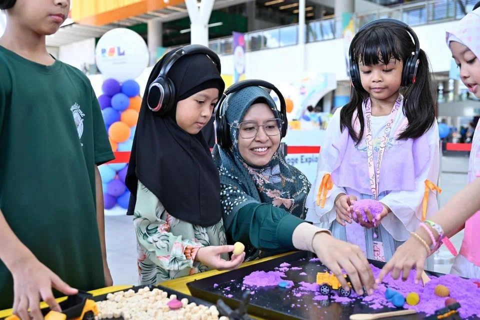 Mendaki, Jerayawara ReadySetLearn