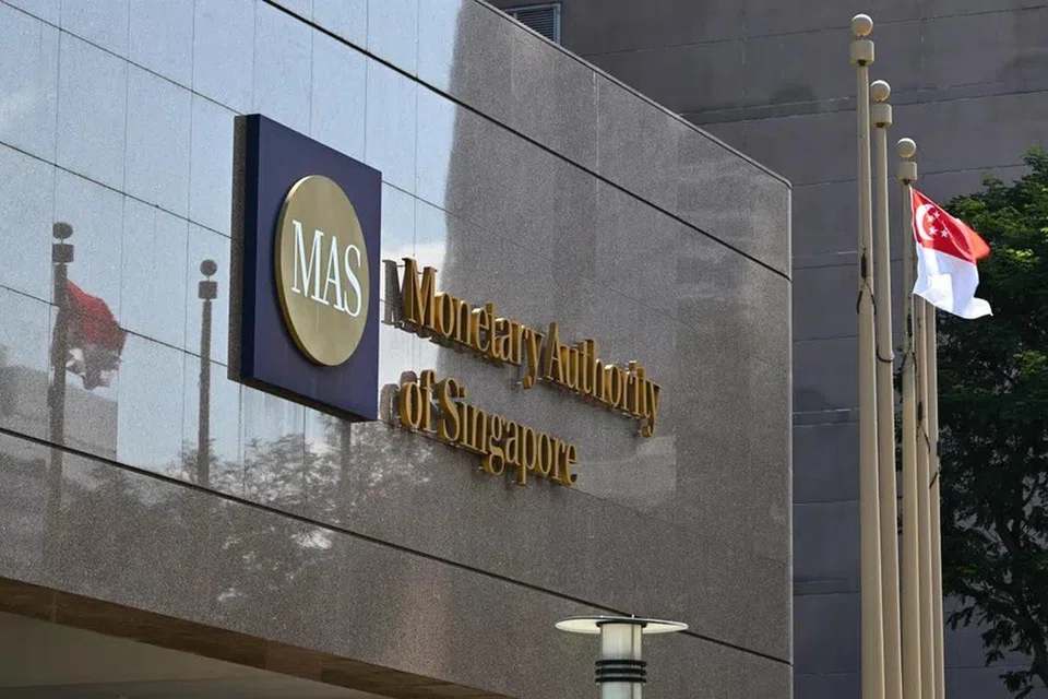 Institusi kewangan perlu mematuhi garis panduan urus niaga adil yang diselenggarakan Penguasa Kewangan Singapura (MAS).