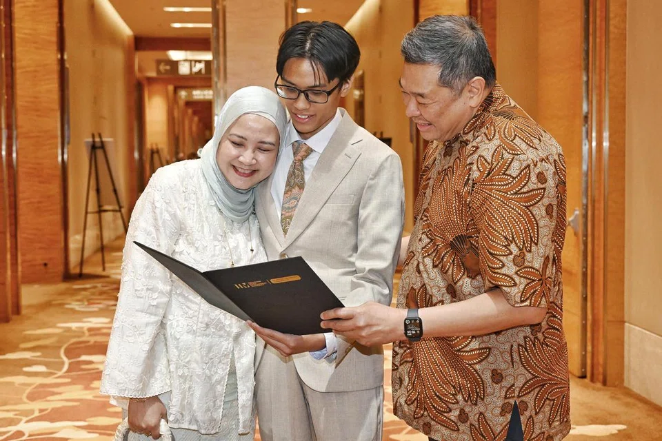 Zaki Zainudin, Zainudin Basri, Fazidah Jurimi, MDDI