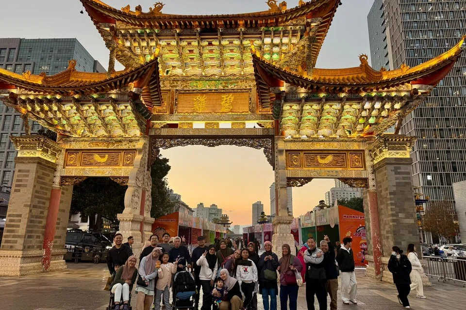 Jinbi Archway di Kunming.