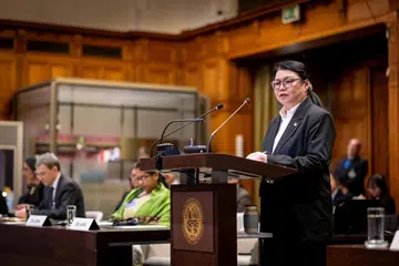 Duta Besar Singapura bagi Undang-undang Antarabangsa, Cik Rena Lee berucap di Mahkamah Keadilan Antarabangsa (ICJ) di The Hague pada 11 Disember.