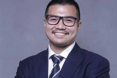 ENCIK HAZIQ ABDULLAH ABDUL AZIZ: Pemecatan sebagai setiausaha sulit kanan Timbalan Menteri Industri Utama Datuk Seri Shamsul Iskandar Md Akin berkuat kuasa Selasa lalu. - Foto THE STAR