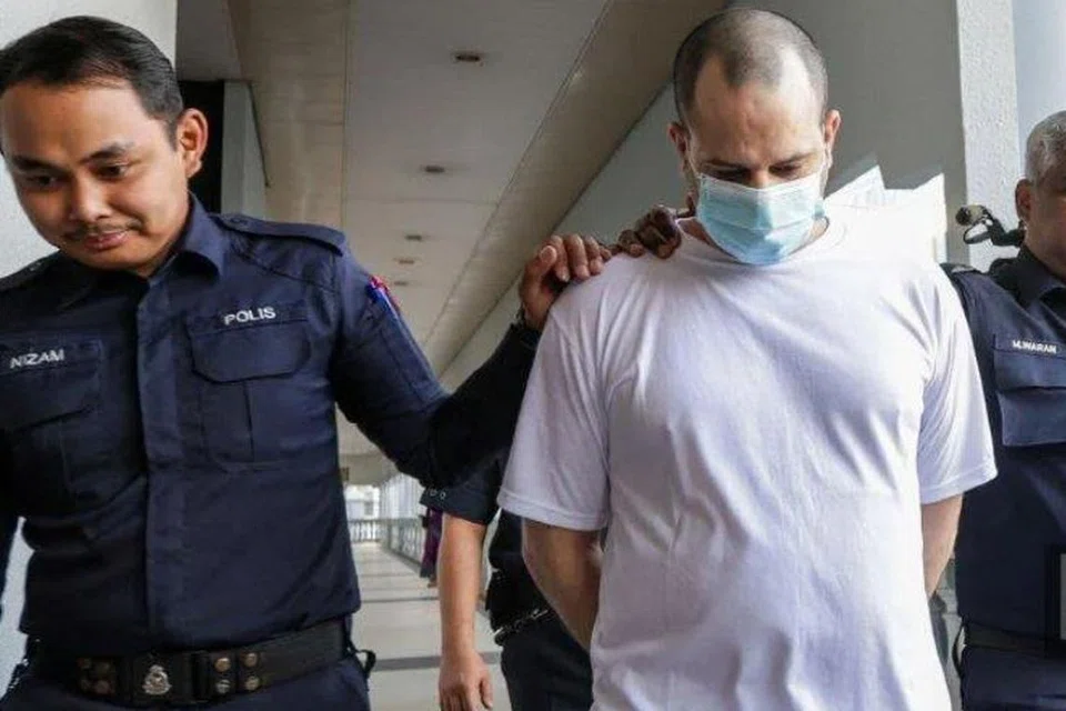 Lelaki warga Israel, Avitan Shalom, dijatuhi hukuman penjara maksimum tujuh tahun oleh Mahkamah Sesyen Kajang, Selangor, selepas mengaku bersalah atas dua tuduhan memiliki 200 butir peluru dan enam senjata api, pada 2024.