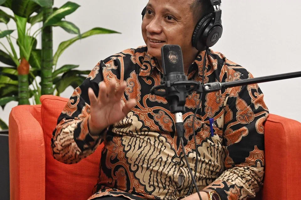 Dr Pradana Boy Zulian, Ketua Pusat Pengajian Islam dan Falsafah Universiti Muhammadiyah dari Malang, Indonesia menganggap Jawa Timur muncul antara wilayah signifikan dalam menentukan keputusan pilihan raya umum Indonesia 2024, sekali gus mengangkat presiden baharu.
