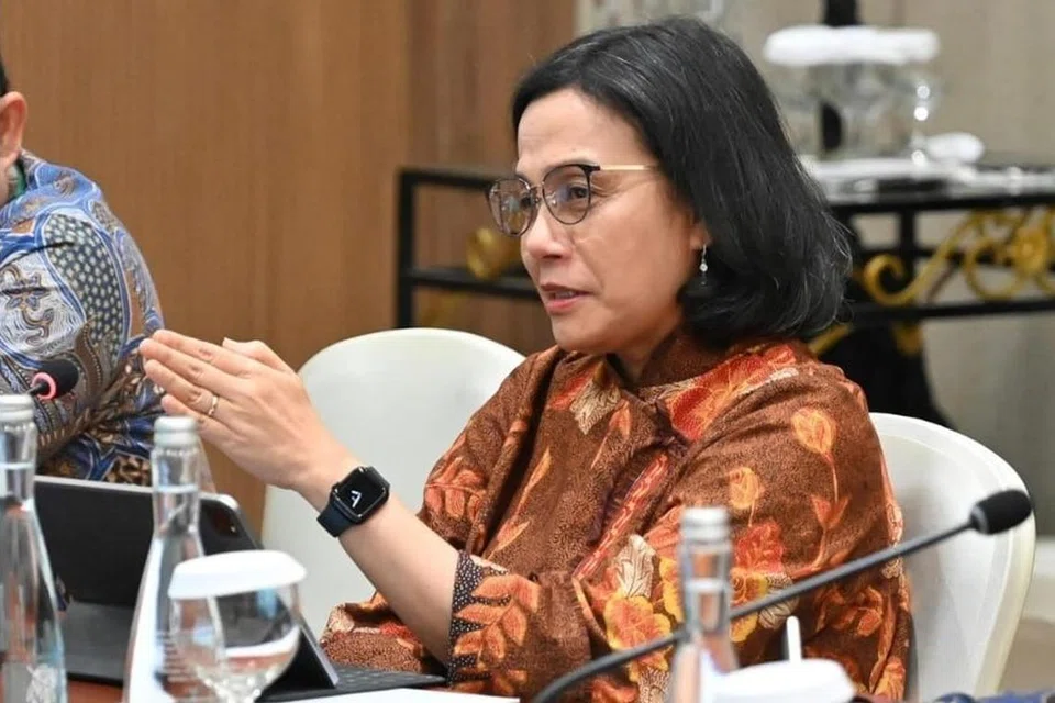 Menteri Kewangan Indonesia, Cik Sri Mulyani Indrawati, mengarahkan agensi percukaian Indonesia menyiasat dakwaan berlaku kebocoran data yang mendedahkan nombor pengenalan jutaan pembayar cukai dalam kalangan rakyat Indonesia, termasuk Presiden Joko ‘Jokowi’ Widodo; dua anaknya dan menteri Kabinet.