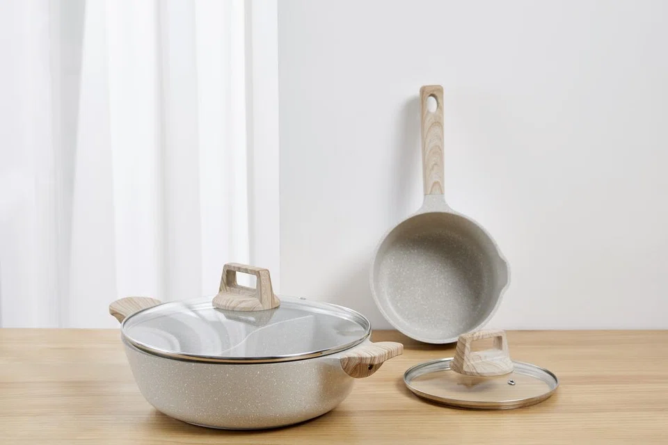 Nikmati promosi menebus periuk kalis lekat, ‘Maifan Non-stick Yuan Yang’ dan pan kalis lekat, ‘Maifan Non-stick Saucepan’ daripada IUIGA.