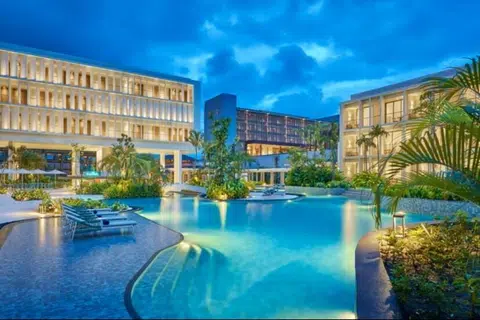 Holiday Inn Resort Bintan Lagoi Beach menawarkan pelbagai aktiviti harian untuk keluarga, tidak jauh dari Singapura.
