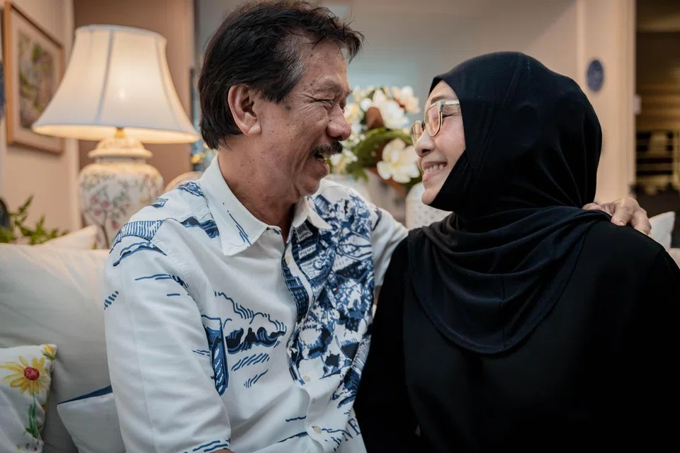 Sentiasa menghargai kehadiran antara satu sama lain menjadi pegangan pasangan Cik Khamsaton Kamis dengan Encik Ahmit Hassan.