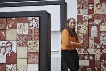 KAGUM DENGAN TEATER: Farah Haja Nazemuddeen bercita-cita melanjutkan pengajiannya dalam penghasilan teater dan teater fizikal bagi memperhalusi kemahirannya dan kekal membawa keajaiban ke pentas Teater.