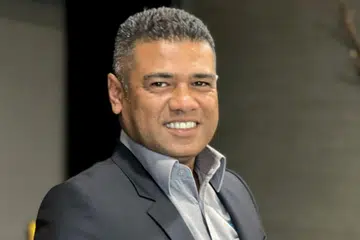 JADI BURUAN: Datuk Seri Muhammad Adlan Berhan, yang juga menantu bekas Perdana Menteri Malaysia, Tan Sri Muyiddin Yassin, didakwa menghilangkan diri ke luar negara sejak Mei 2023.