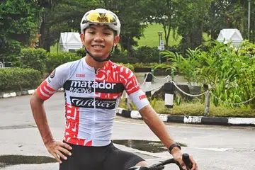 Bersama basikal yang menjadi sebahagian hidupnya sejak kecil, atlet lumba basikal Singapura, Arfan Faisal, kini bersedia menguji kemampuan di peringkat lebih tinggi.