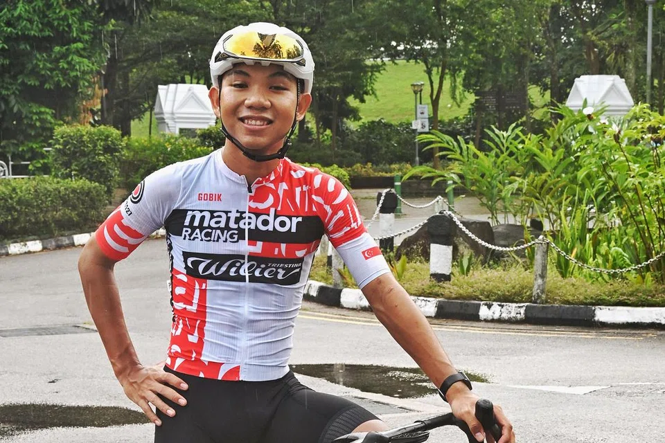 Bersama basikal yang menjadi sebahagian hidupnya sejak kecil, atlet lumba basikal Singapura, Arfan Faisal, kini bersedia menguji kemampuan di peringkat lebih tinggi.