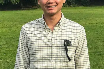 DAPATKAN NASIHAT DIGITAL: Dengan adanya banyak wadah penasihat kewangan digital dalam talian ketika ini, Encik Shahrir Anuar, memutuskan untuk mendapatkan nasihat digital melalui wadah MoneyOwl. - Foto ihsan SHAHRIR ANUAR