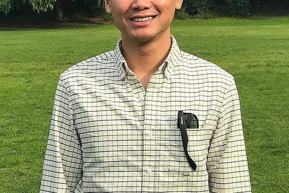 DAPATKAN NASIHAT DIGITAL: Dengan adanya banyak wadah penasihat kewangan digital dalam talian ketika ini, Encik Shahrir Anuar, memutuskan untuk mendapatkan nasihat digital melalui wadah MoneyOwl. - Foto ihsan SHAHRIR ANUAR