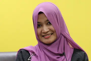 Ustazah Siti Nur 'Alaniah Abdul Wahid.