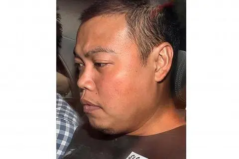 ISKANDAR RAHMAT